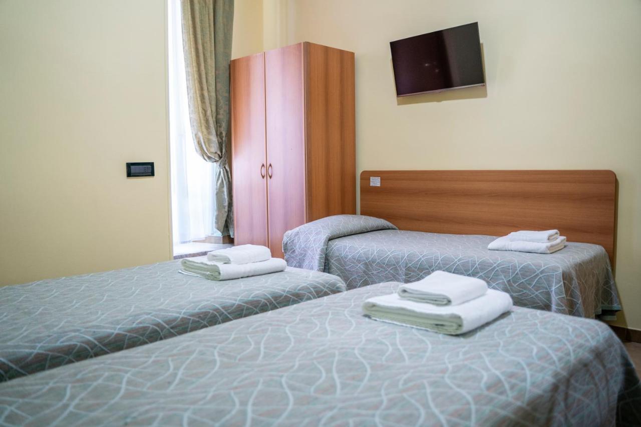 Hotel Ferrarese Ρώμη Εξωτερικό φωτογραφία
