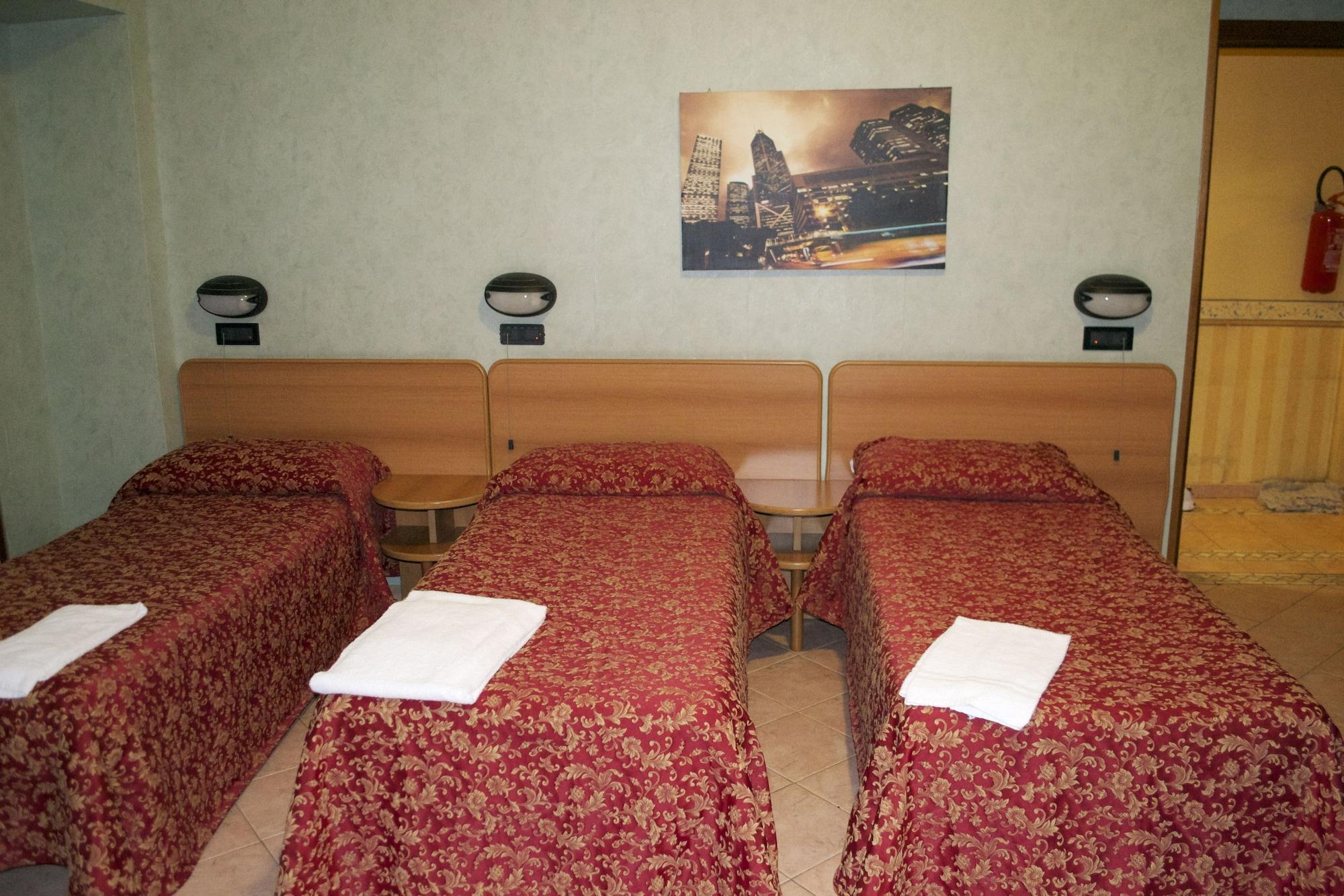 Hotel Ferrarese Ρώμη Εξωτερικό φωτογραφία