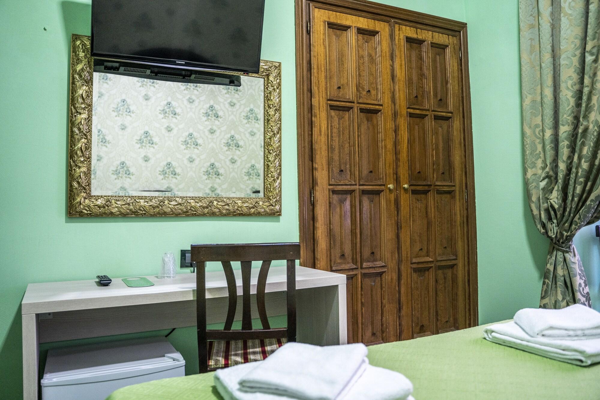 Hotel Ferrarese Ρώμη Εξωτερικό φωτογραφία