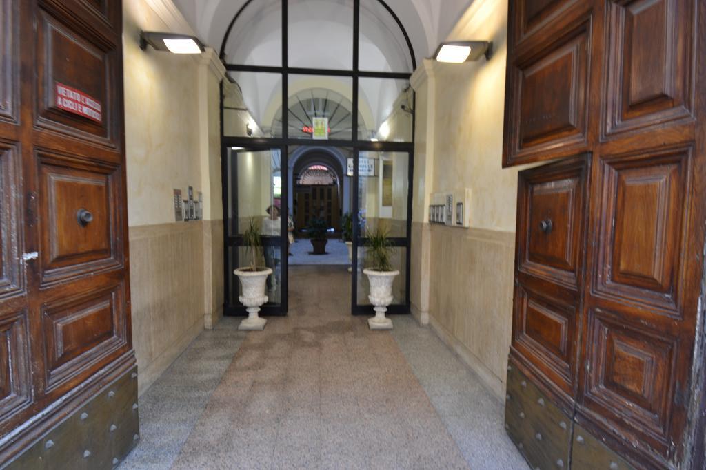 Hotel Ferrarese Ρώμη Εξωτερικό φωτογραφία